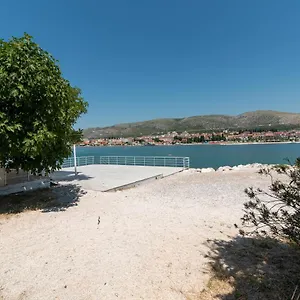  Apartament Duje